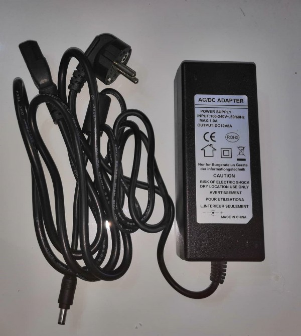 Sieťový napájací adaptér pre LED pásiky 230 - 12 V, 8A, 96W