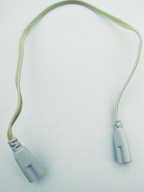 Prepájací kábel pre zapojenie viacerých LED trubíc do série
